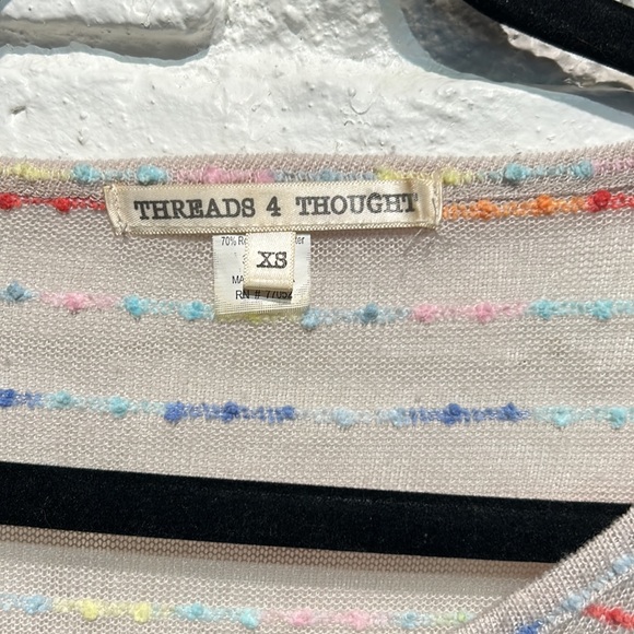 Threads 4 thought size xs sweater - Picture 2 of 5